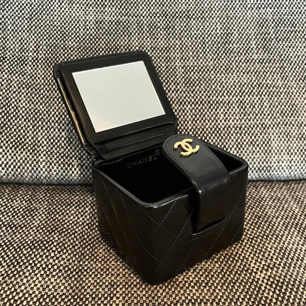 CC 2026 Vintage Mini Square Vanity Case 11cm Patent Calfskin