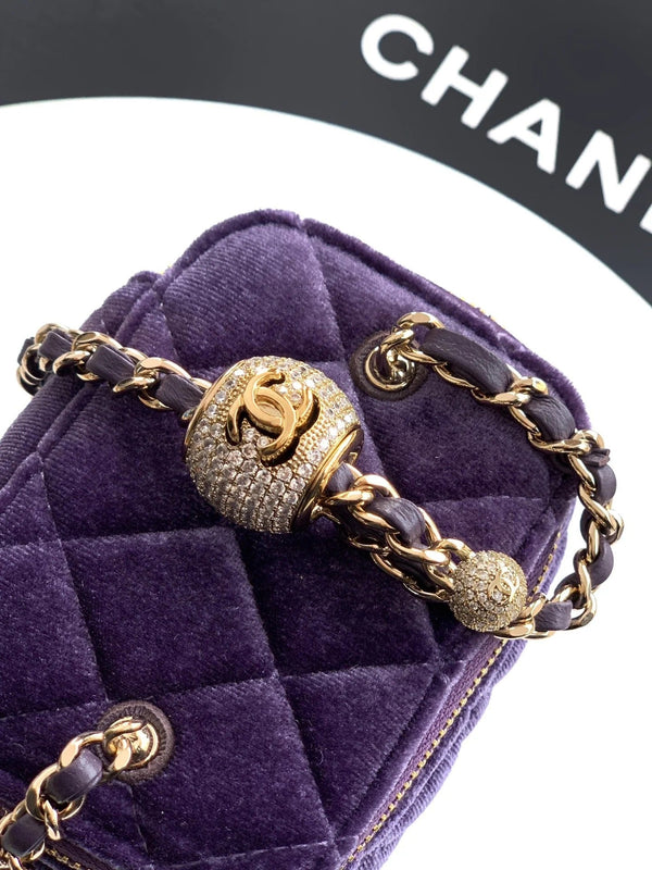 CC 2026 Vanity Case 11cm Velvet