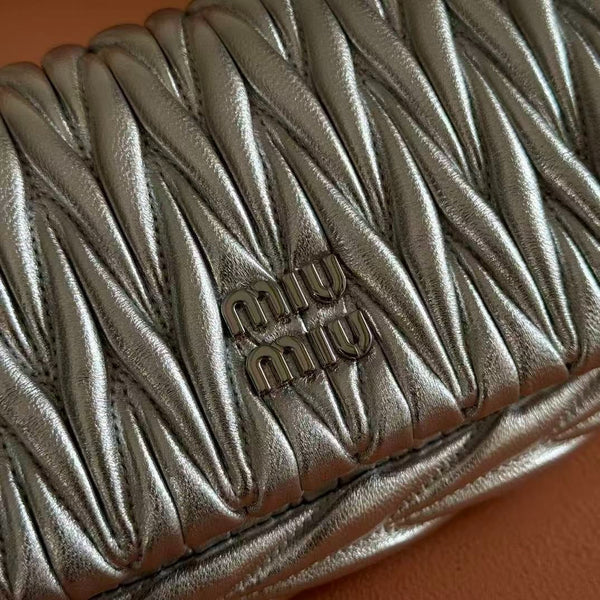 Miu 2026 Matelasse Bag 18cm Silver Leather