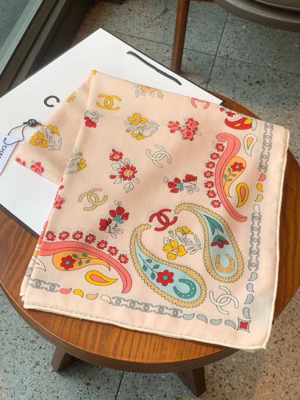 CC 26s Scarf 140 In Cashmere Silk 306129