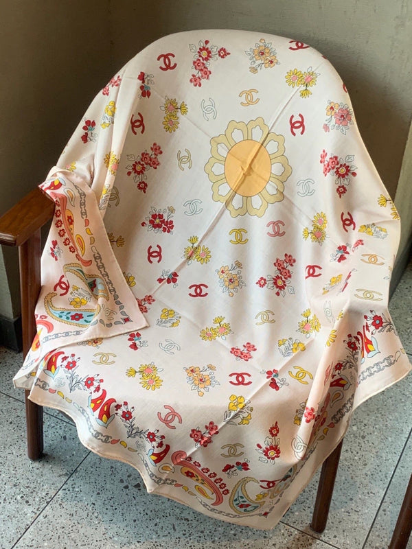 CC 26s Scarf 140 In Cashmere Silk 306129