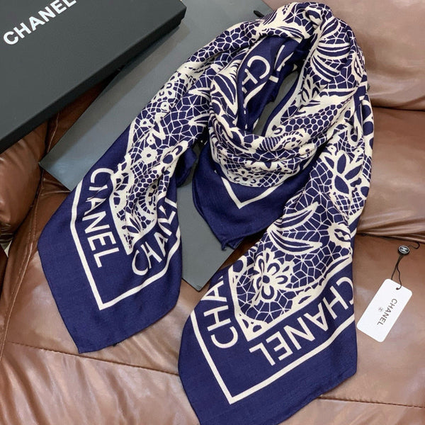 CC 26s Scarf 140 In Cashmere Silk 306138
