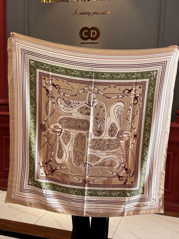 HM 26s Printed Square Scarf 140 In Cashmere And Silk 307281