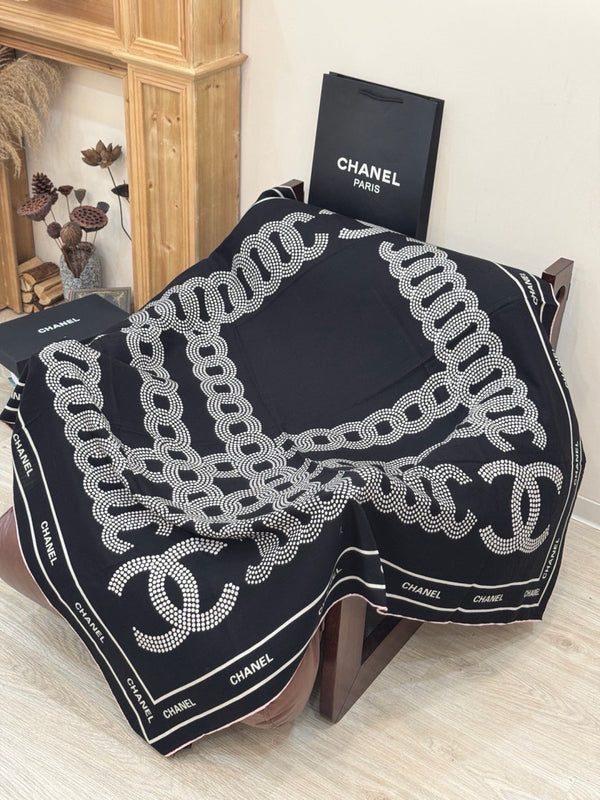 CC 26s Scarf 140 In Cashmere Silk 309308