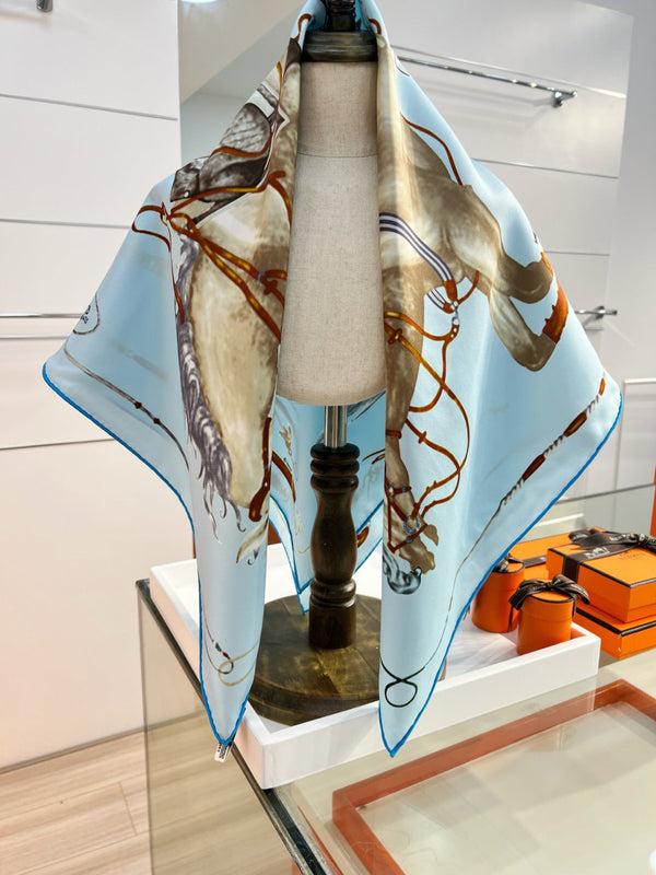 HM 26s Printed Square Scarf 88 In Silk 309927