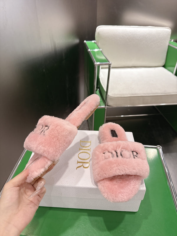 CD 26s Slippers Light Pink Fur 999421