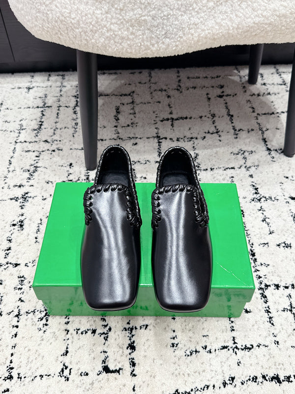 BV Sabato Loafers Flat Black Glossy Leather 769999