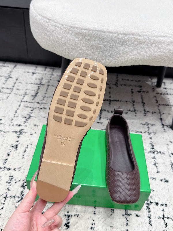 BV Charlotte Ballet Flat Coffee Woven Leather 769990