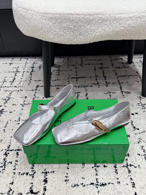 BV Charlotte Mary Jane Flat Sliver Metallic Leather 770006
