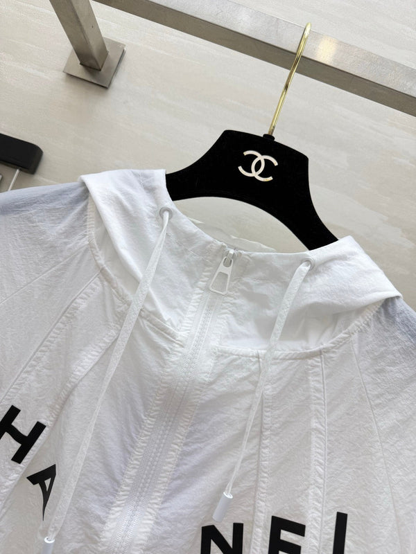 CC 26s Hooded Sunscreen Jacket White Nylon 398846