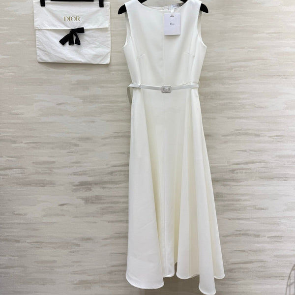 CD 26s Mid-Length Flared Dress Belt White Wool and Silk Shantung 414141