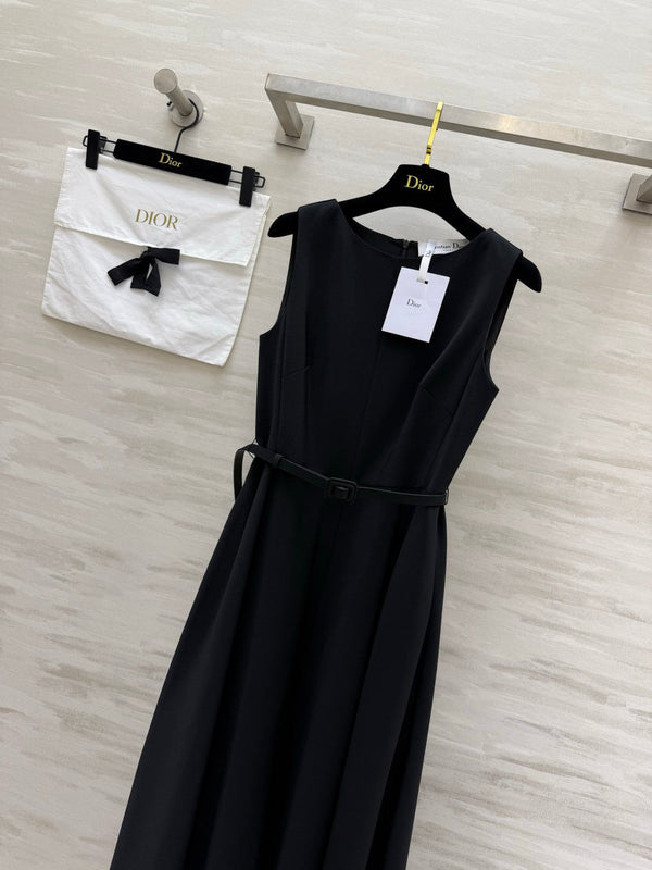 CD 26s Mid-Length Flared Dress Belt Black Wool and Silk Shantung 414143