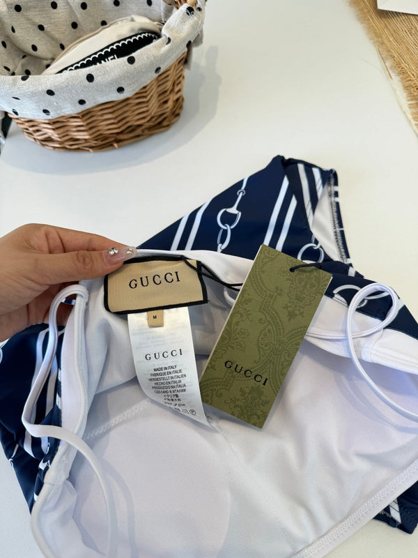 Gucci 26s One-Piece White Blue Cotton 184230