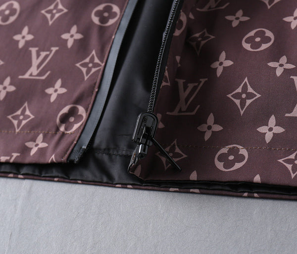 LV WINE RED MONOGRAM AND BLACK DOUBLE-SIDED WINDBREAKER 238976
