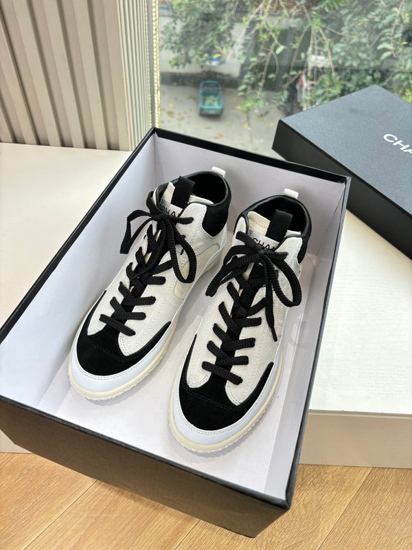 CC 25B Sneakers White Black Suede 548914