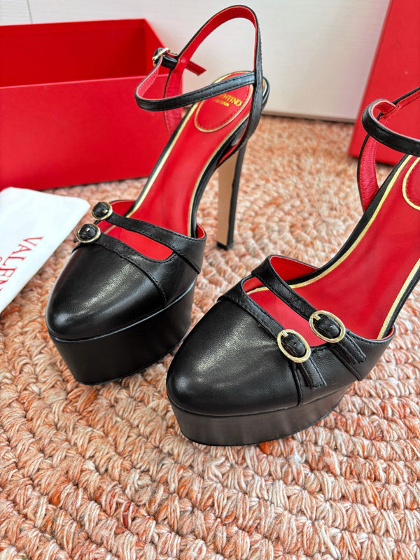 Valentino Crasher Platform Pumps 14.5cm Black Sheepskin 702230
