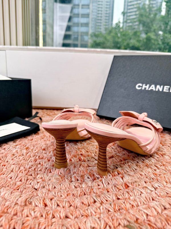 CC 26s Bow Heels Sandals Pink Sheepskin 703672