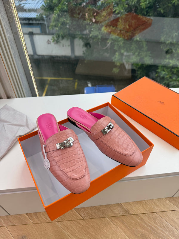 HM 26s Destin Mule Pink Pastel Matte Crocodile Leather 967707