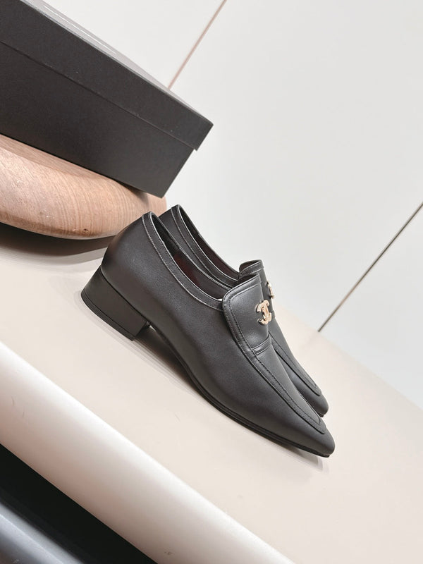 CC 26s Square-Toe Buckle Loafer 3cm Black Leather 816297