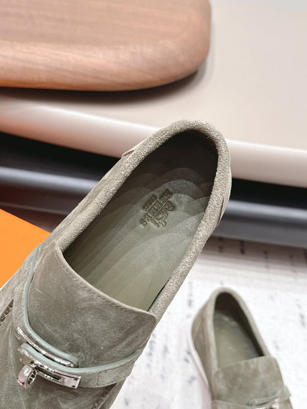 HM 26s Kelly Paris Loafers Oliver Green Suede Silver Hardware