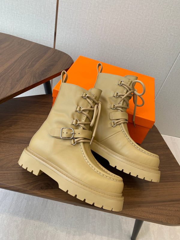 HM 25s Classic Boots Beige Cowhide 422587