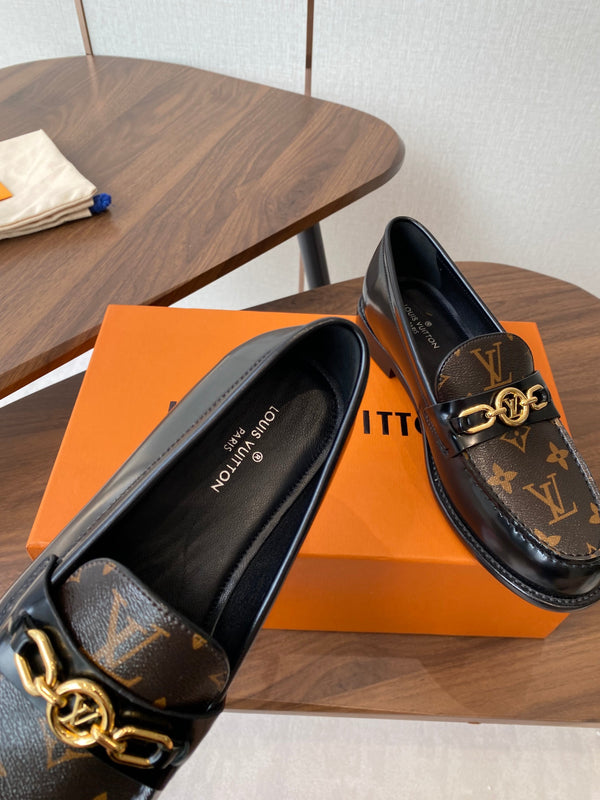 LV Chess Flat Loafer Brown Monogram Canvas & Black Patent Leather 477726
