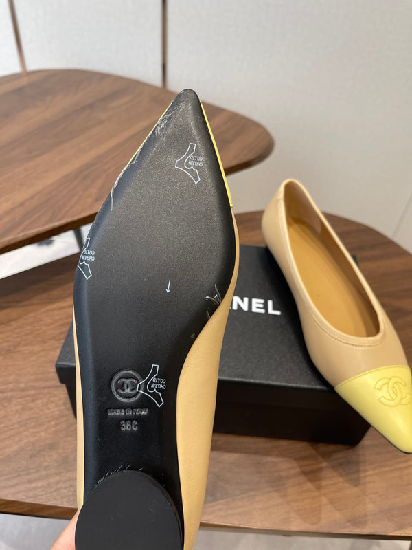 CC 26s Ballet Flats Beige Yellow Lambskin 624241