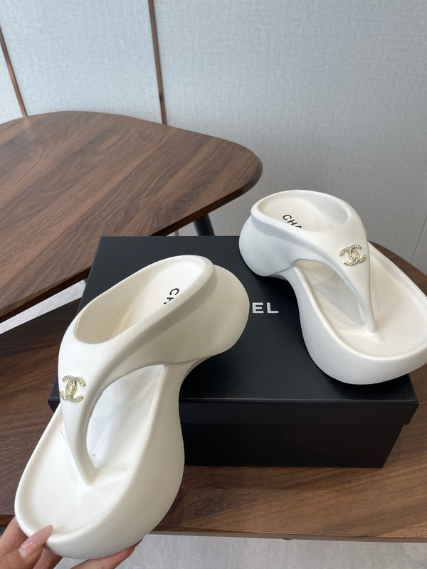CC 26s Platform Flip-Flops White Rubber 727519