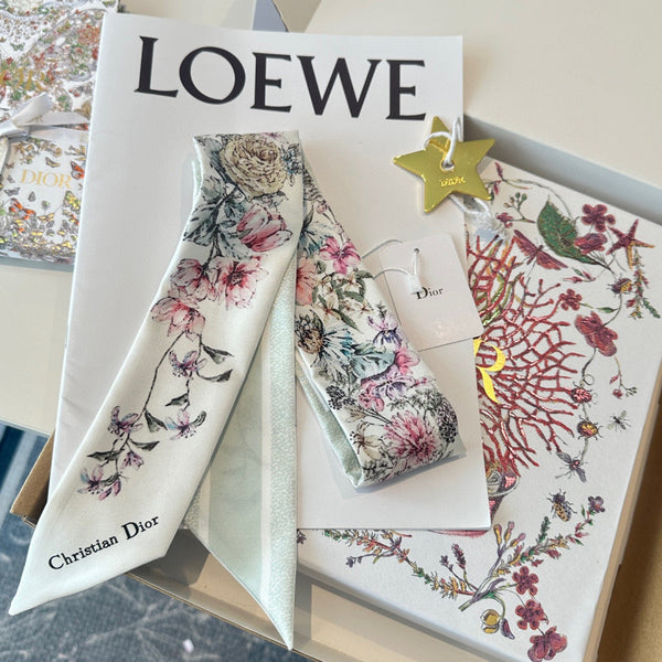 CD  26s Scarf 100cm In Silk 309537