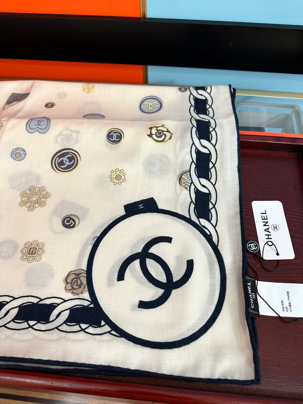 CC 26s Scarf 140 In Cashmere And Silk 445083