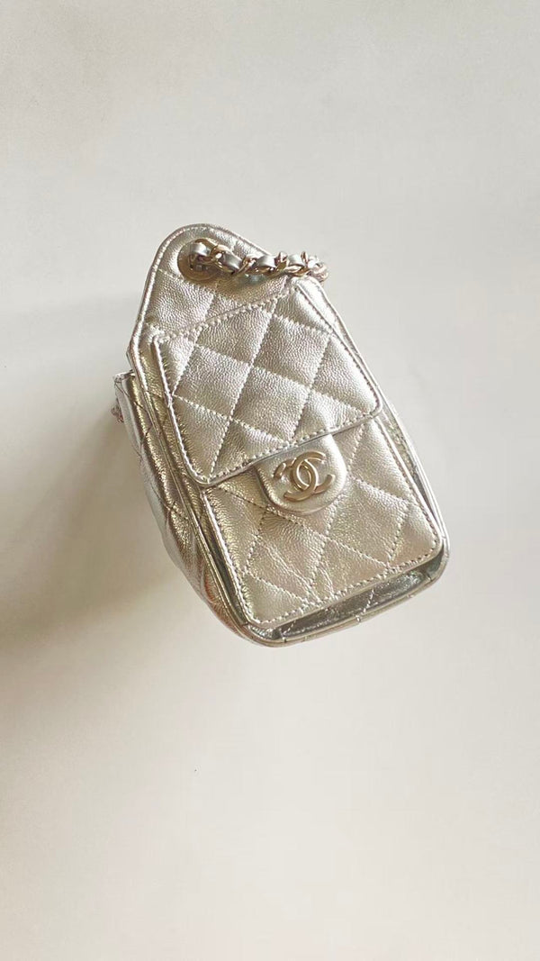 CC 2025 Hobo Bag Silver 22cm Metallic Grained Calfskin