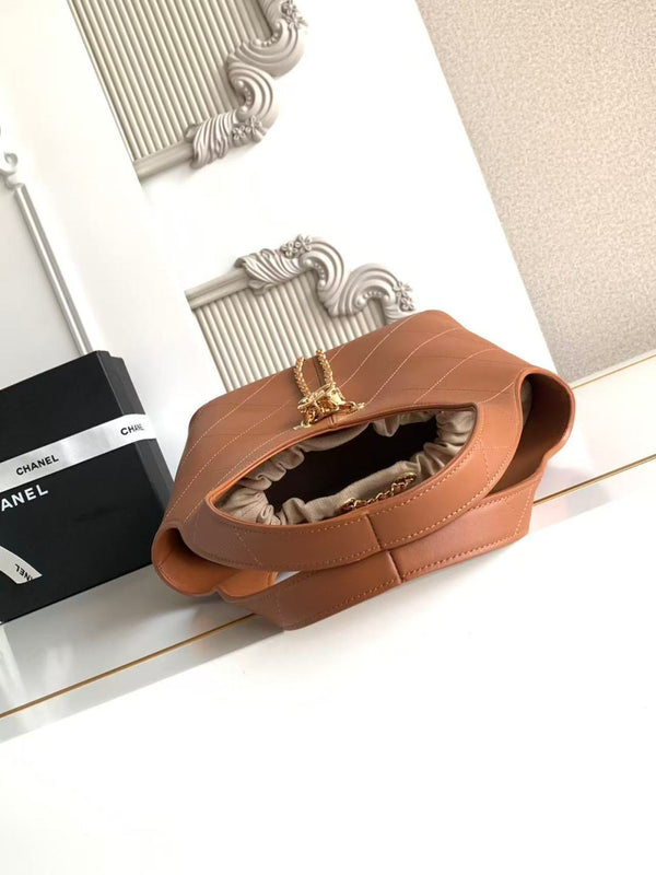 CC 2026 Basket Hobo Bag 35cm Brown Calfskin
