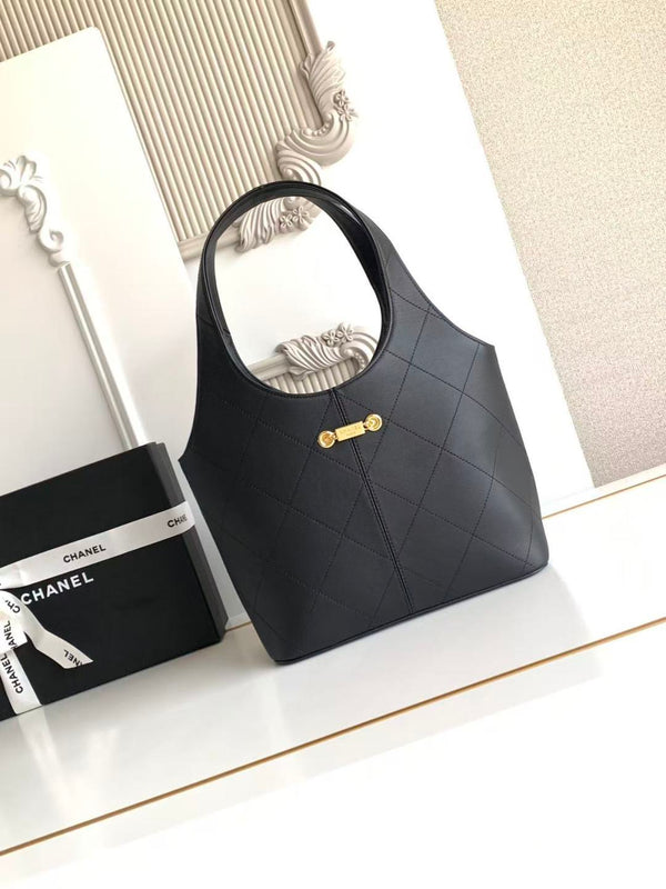 CC 2026 Basket Hobo Bag 35cm Black Calfskin