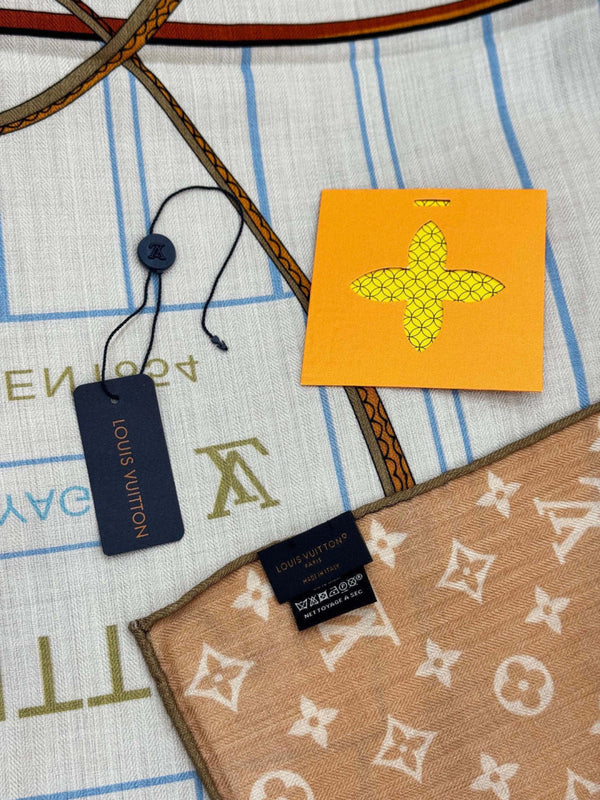 LV Scarf 135cm Brown Patterned Cashmere Silk 143713
