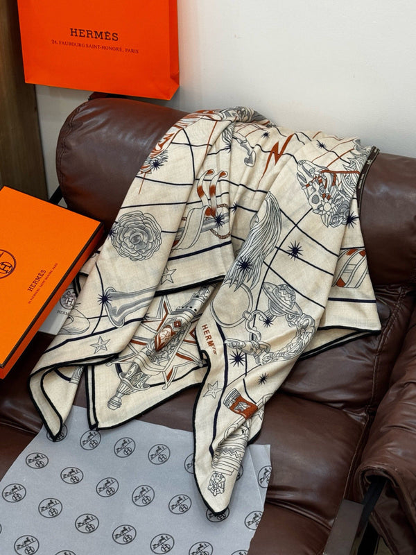 HM Starry Night Chorus Double-Sided Scarf 140cm Beige Silk Cashmere 143716