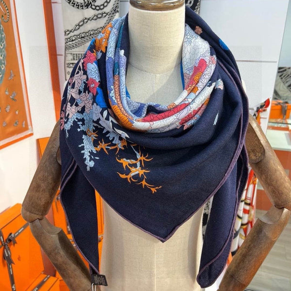 HM 26s Scarf 140 In Cashmere And Silk 303342