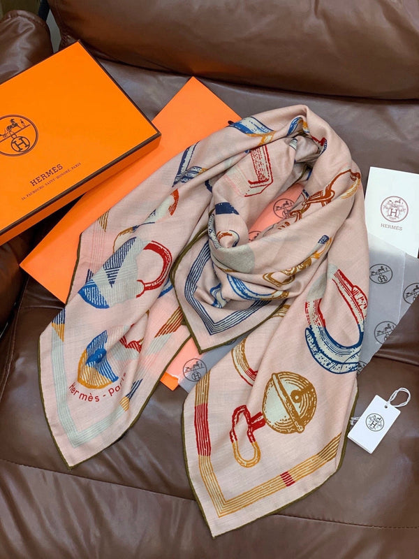 HM 26s Scarf 140 In Cashmere And Silk 303158