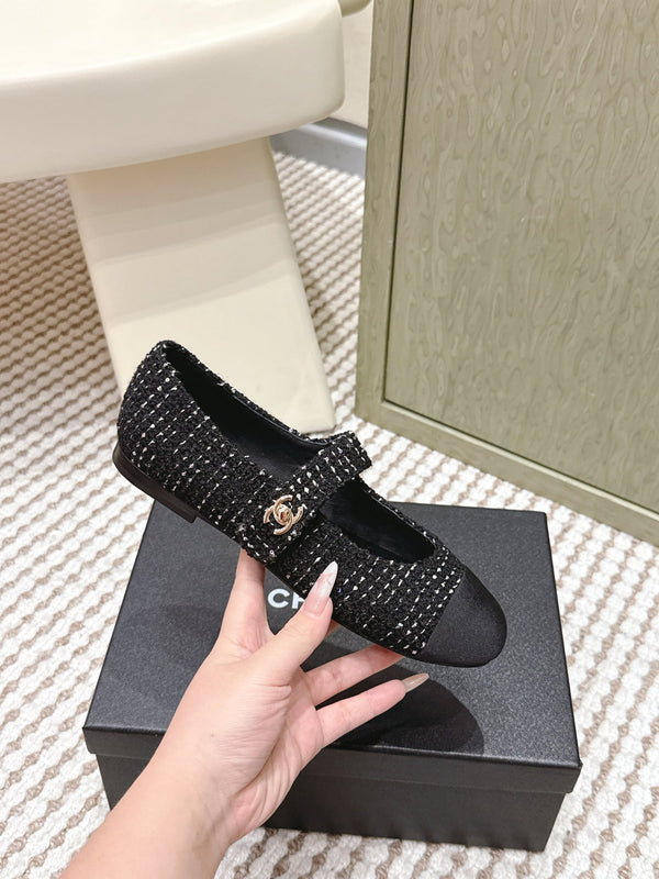 CC 25s Mary Jane Flat In Black Tweed With Cap Toe Gold Hardware