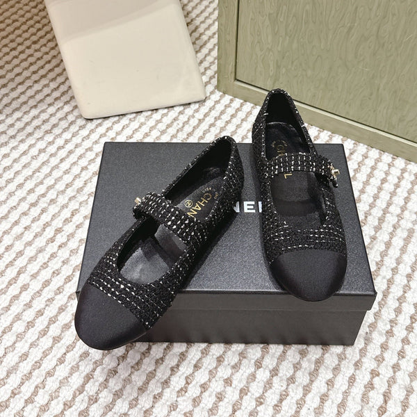 CC 25s Mary Jane Flat In Black Tweed With Cap Toe Gold Hardware