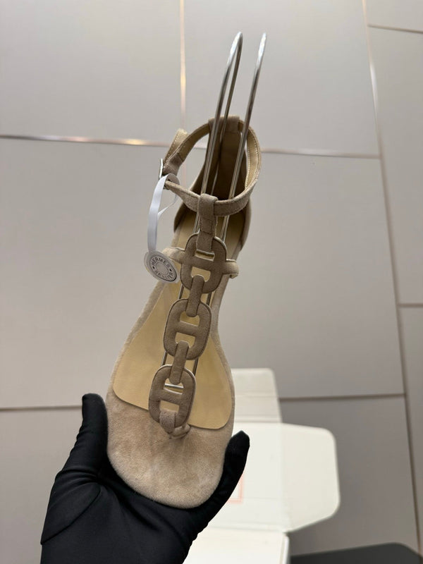 HM Milos Sandal Khahi Suede 829166
