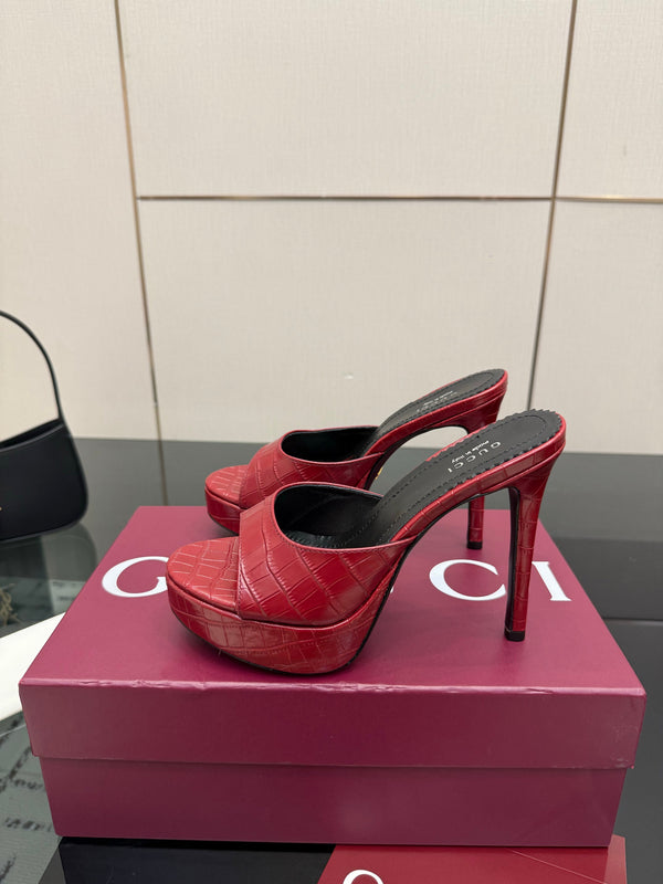 GG 26s Sandal 12cm Burgundy Embossed Leather 828215