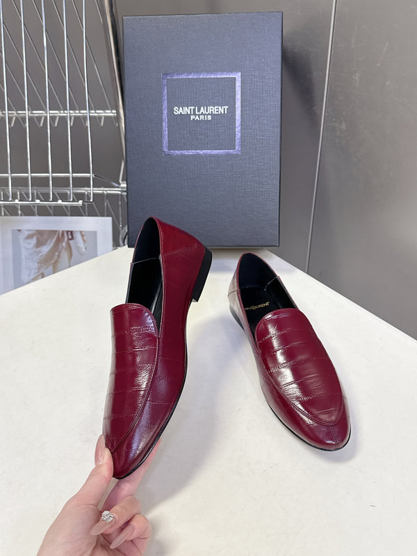 YSL 26s Loafer Burgundy Embossed Leather 635585