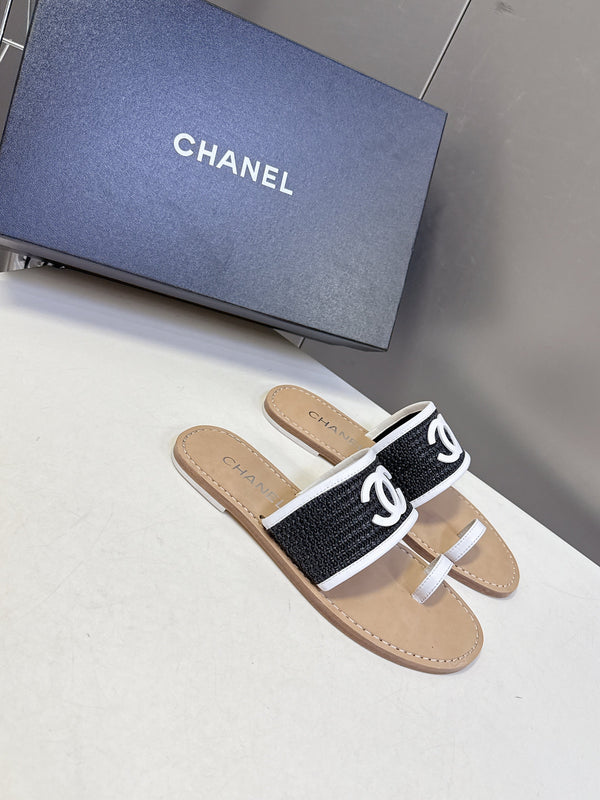 CC Spring Summer 2026 Mules Beige Black White Raffia Lambskin 635521