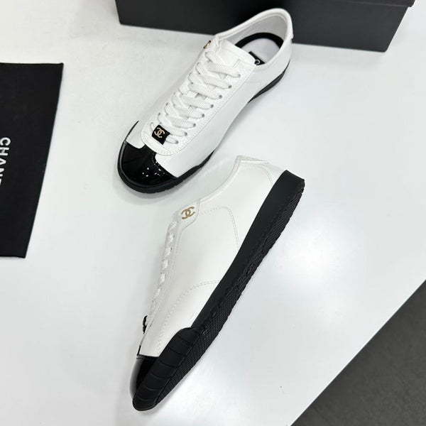 CC 2026 Sneakers Calfskin 926249