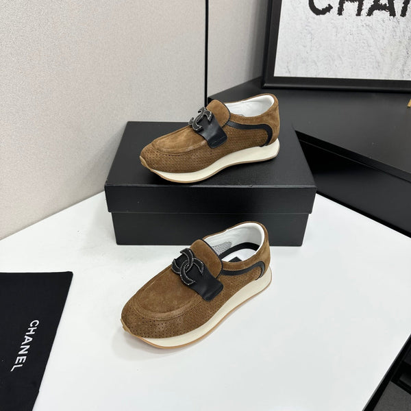 CC 2026 Panda Sneakers Suede Cowhide 926338