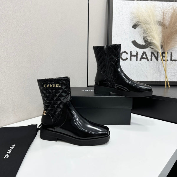CC 26s Quilted Ankle Boots Black Leather 109240