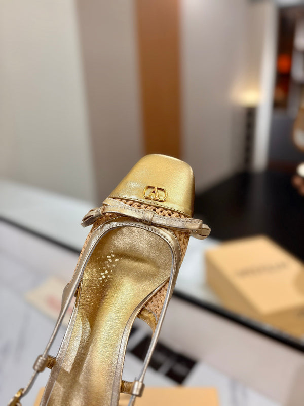 VLTN 26s Valet Du Roi Slingback 6cm Gold Raffia Leather 985449