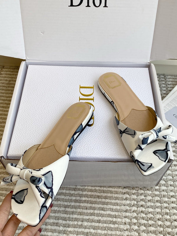 CD 26s Bow Kitten Flat Open Back Sandals White Blue Lambskin 909652