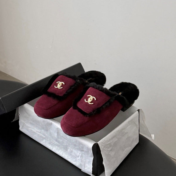 CC 26s Slip-On Mules Burgundy Black Fluffy Shearling Suede 969727