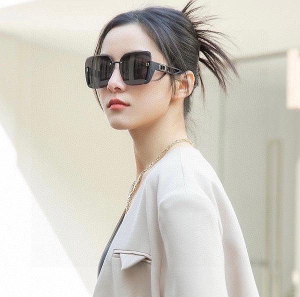 MONTAIGNE SUNGLASS CD6970 IN ACETATE